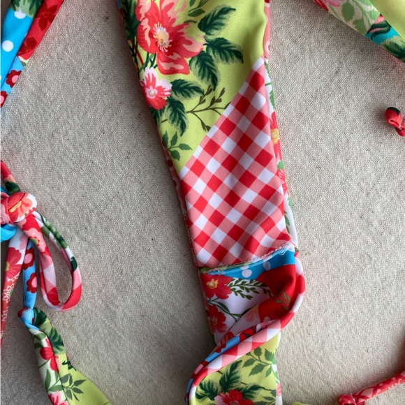 NWOT Cheeky Bikini - Picture 4 of 4